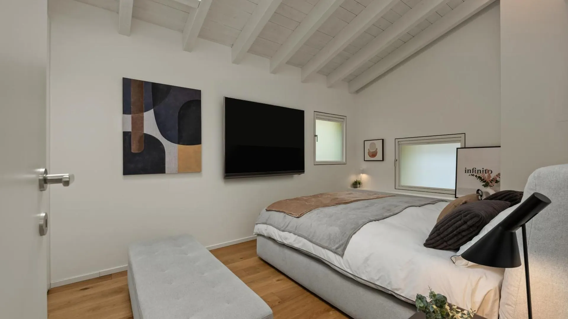The Como City Golden Loft By Aura Luxury Collection Italien