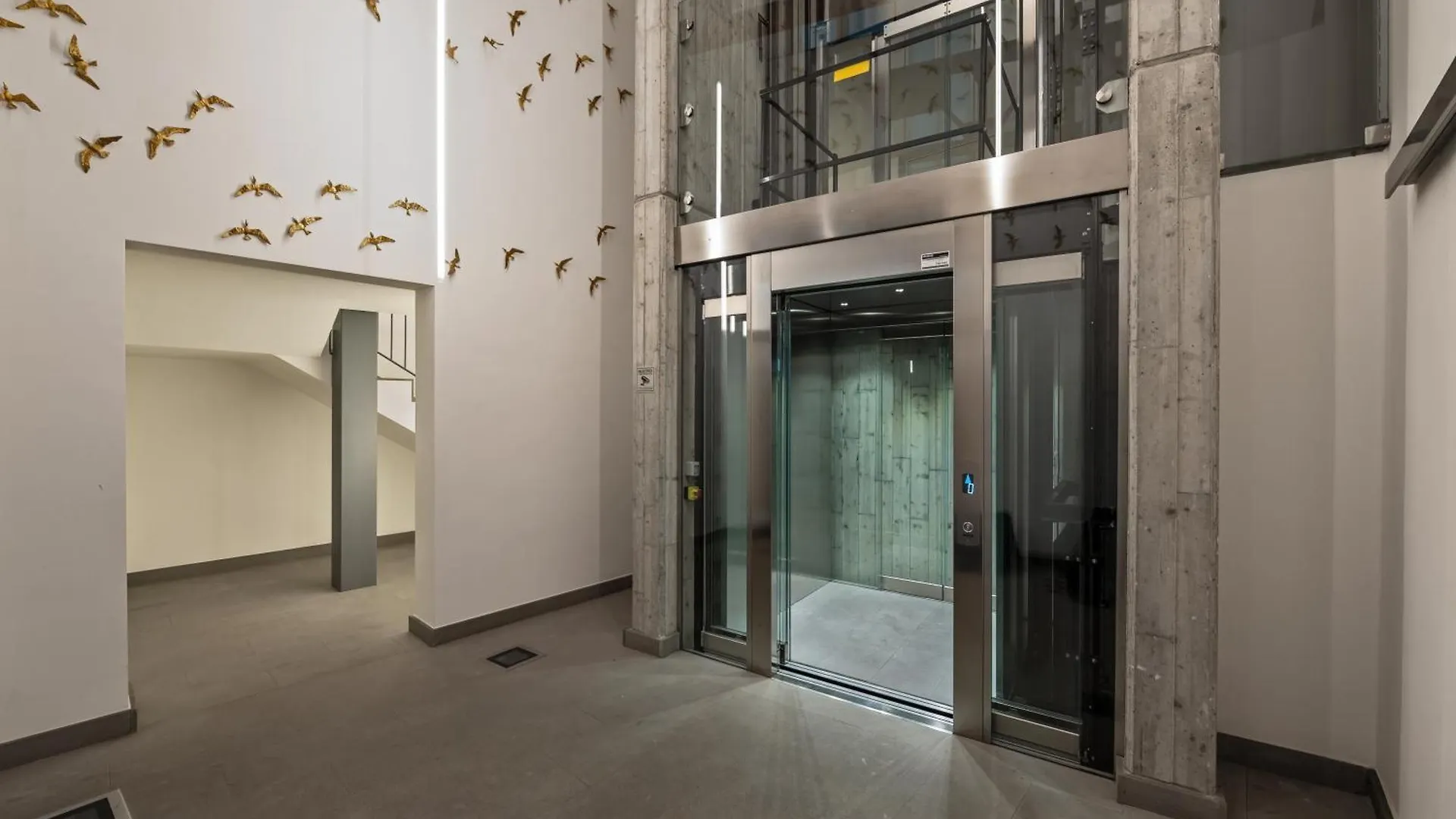 Apartment The Como City Golden Loft By Aura Luxury Collection